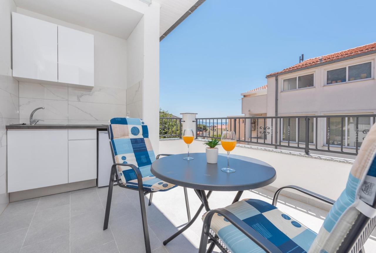 Apartments Petrusic Makarska Buitenkant foto